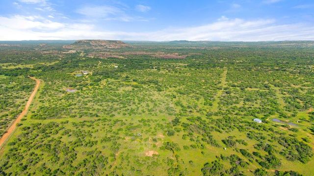 6304 County Road 110, Llano, TX 78643