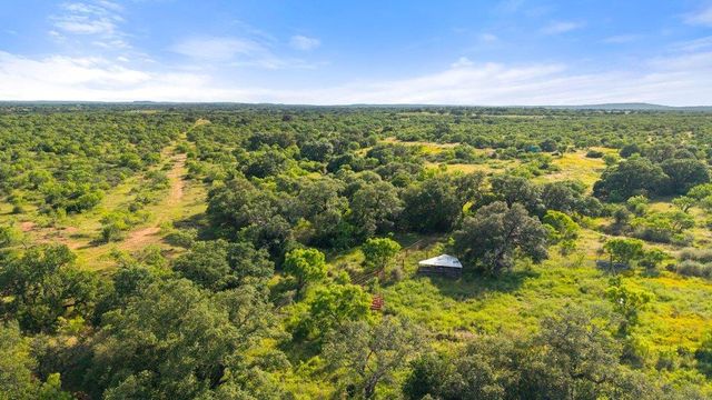 6304 County Road 110, Llano, TX 78643