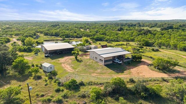6304 County Road 110, Llano, TX 78643