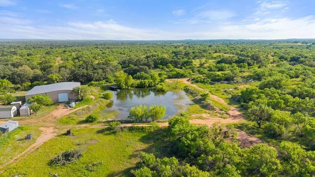 6304 County Road 110, Llano, TX 78643
