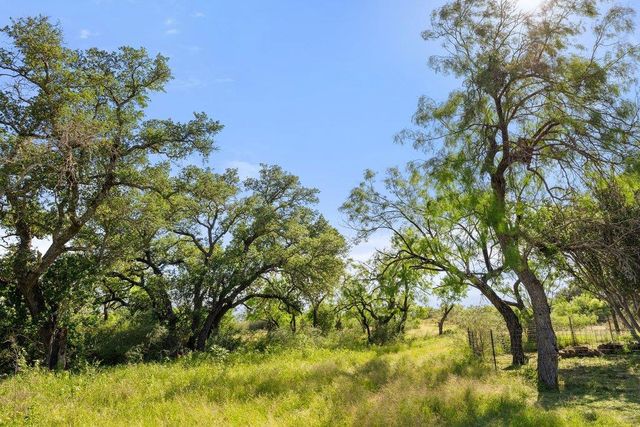 6304 County Road 110, Llano, TX 78643