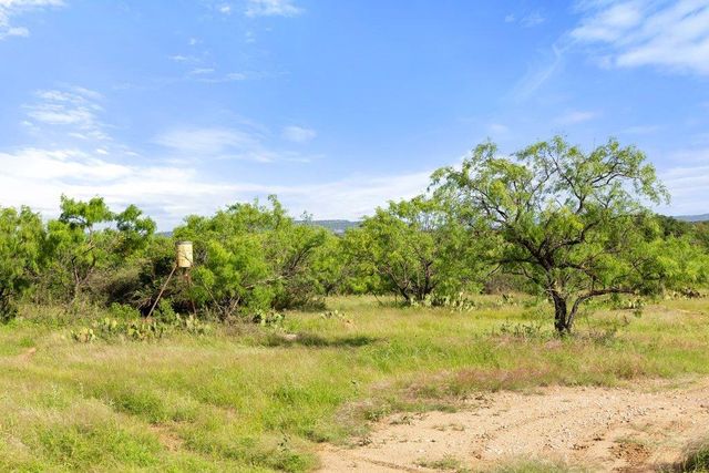 6304 County Road 110, Llano, TX 78643
