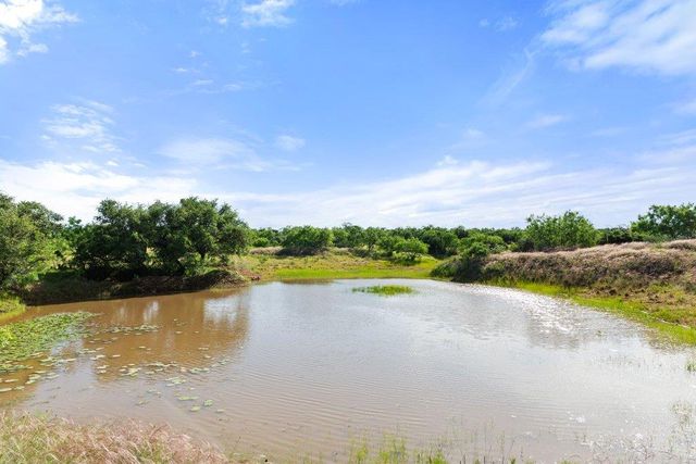6304 County Road 110, Llano, TX 78643