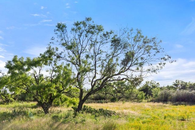 6304 County Road 110, Llano, TX 78643