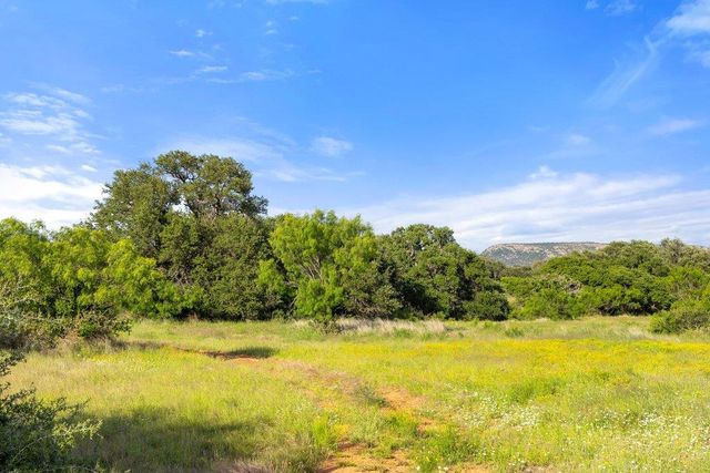 6304 County Road 110, Llano, TX 78643