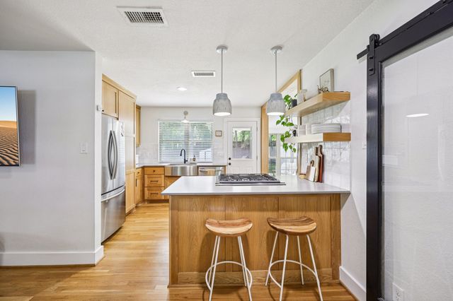 3909 Lafayette Avenue, Fort Worth, TX 76107