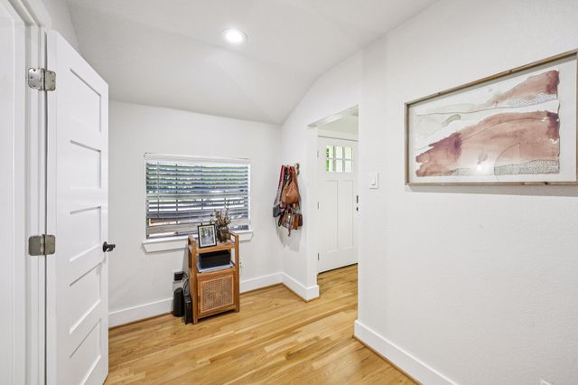 3909 Lafayette Avenue, Fort Worth, TX 76107