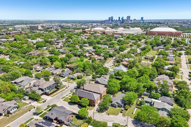 3909 Lafayette Avenue, Fort Worth, TX 76107