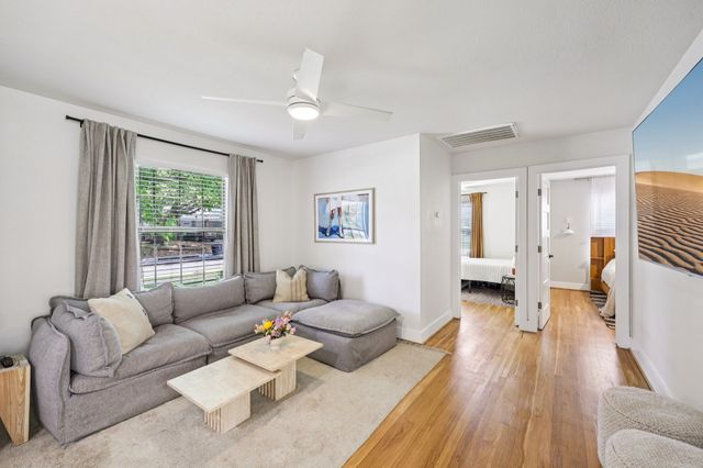 3909 Lafayette Avenue, Fort Worth, TX 76107