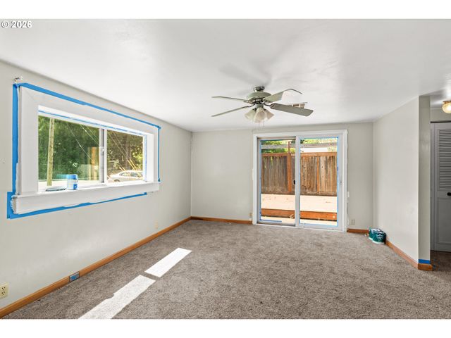 233 HOWARD Ave, Eugene, OR 97404