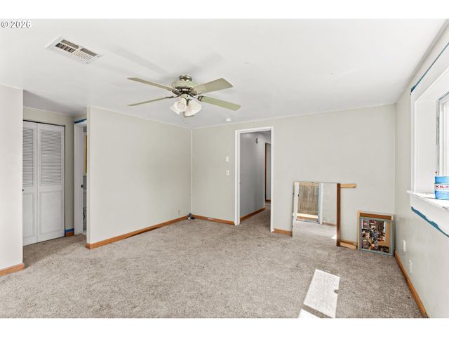 233 HOWARD Ave, Eugene, OR 97404