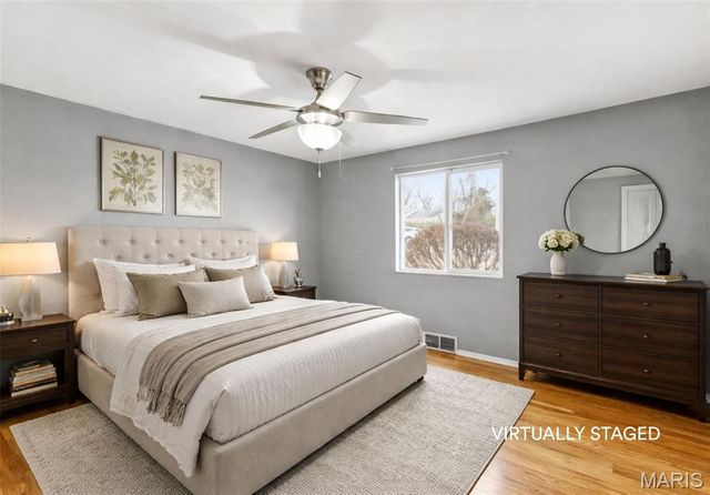 2949 Gladwood Drive, Mehlville, MO 63129