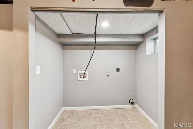 2949 Gladwood Drive, Mehlville, MO 63129