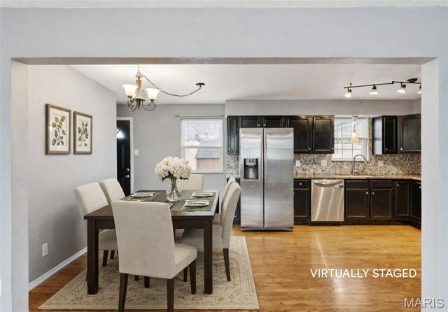 2949 Gladwood Drive, Mehlville, MO 63129