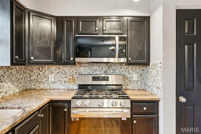 2949 Gladwood Drive, Mehlville, MO 63129