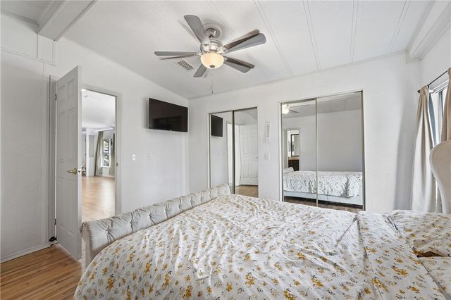 566 Dolphin Circle, Sebastian, FL 32976