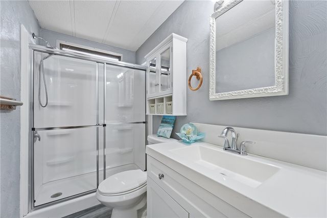 566 Dolphin Circle, Sebastian, FL 32976