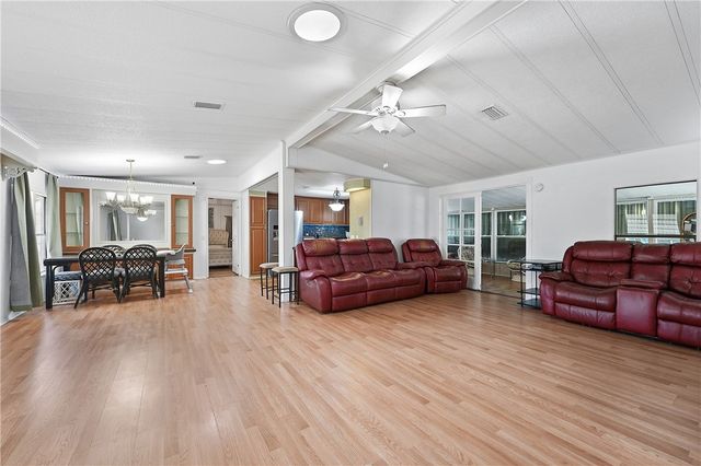 566 Dolphin Circle, Sebastian, FL 32976