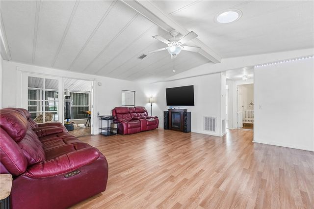 566 Dolphin Circle, Sebastian, FL 32976