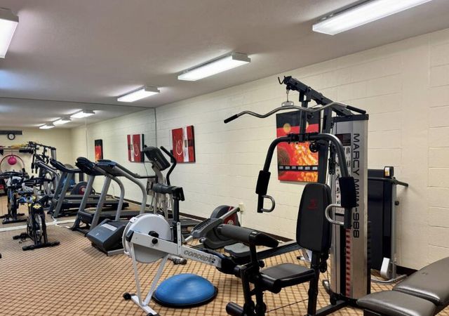 1414 Continental Drive 407+409, Chattanooga, TN 37405