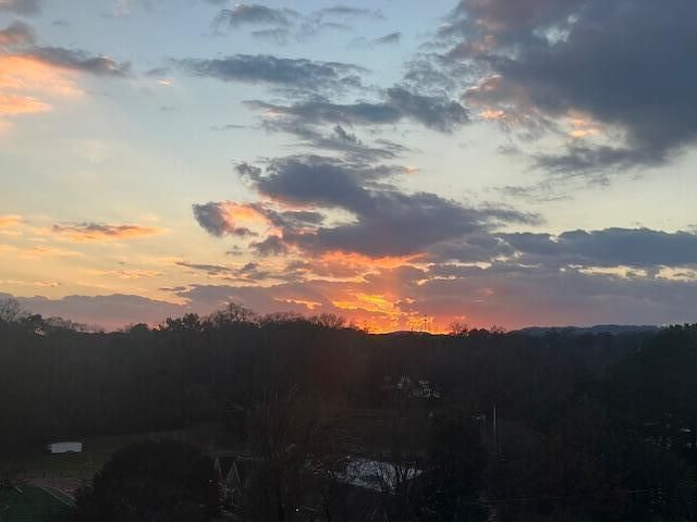 1414 Continental Drive 407+409, Chattanooga, TN 37405