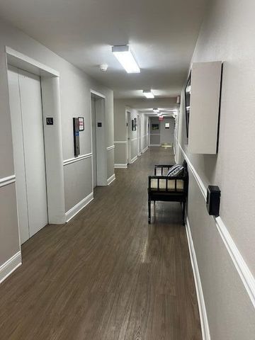 1414 Continental Drive 407+409, Chattanooga, TN 37405