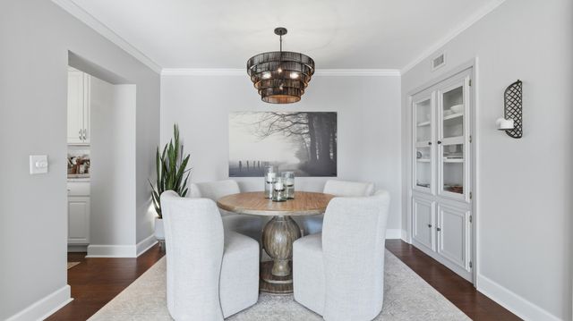 1414 Continental Drive 407+409, Chattanooga, TN 37405