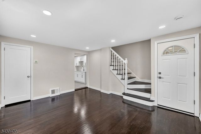1378 Hamilton St, Elizabeth City, NJ 07208