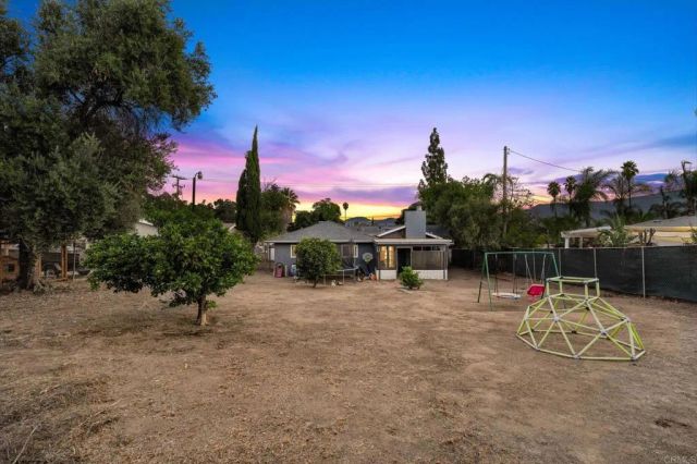 21460 Vine Street, Wildomar, CA 92595