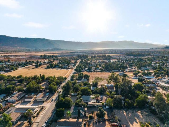 21460 Vine Street, Wildomar, CA 92595