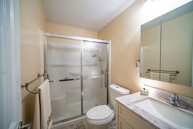 170 Highland St 320D, Taunton, MA 02780