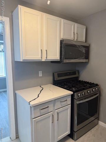 19354 Biltmore Street, Detroit, MI 48235