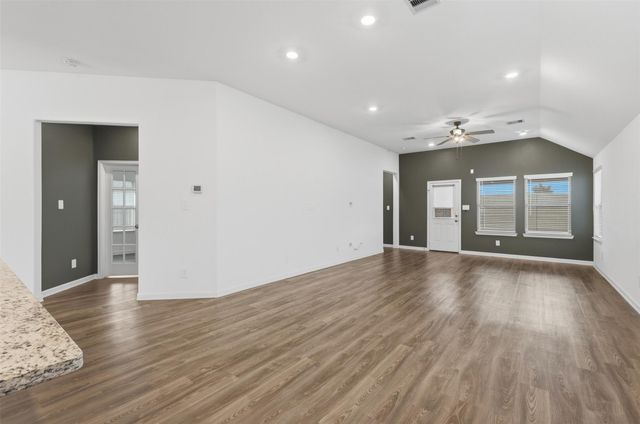 32322 Melbrooke Drive, Brookshire, TX 77423