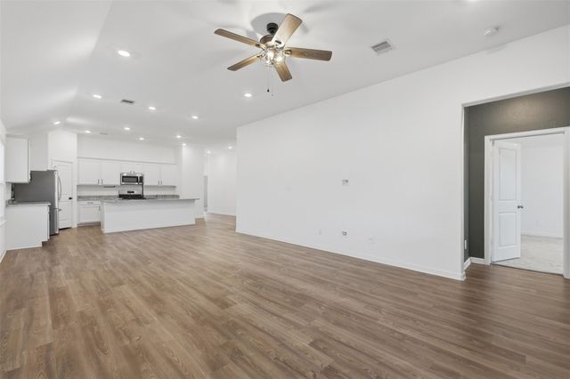 32322 Melbrooke Drive, Brookshire, TX 77423