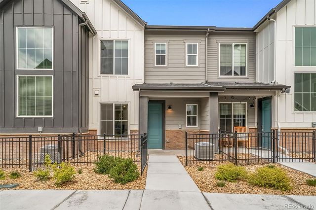 475 Millwall Circle, Castle Pines, CO 80108