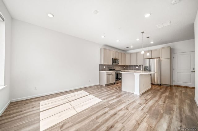 475 Millwall Circle, Castle Pines, CO 80108