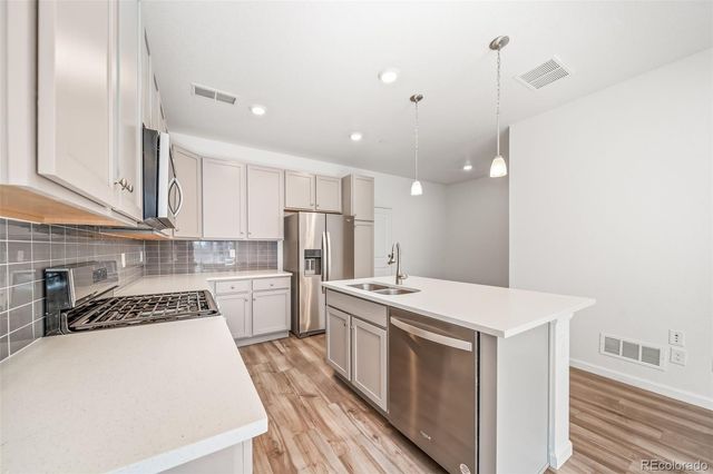475 Millwall Circle, Castle Pines, CO 80108