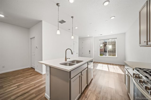 475 Millwall Circle, Castle Pines, CO 80108