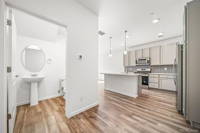 475 Millwall Circle, Castle Pines, CO 80108