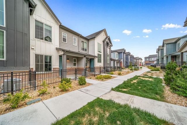 475 Millwall Circle, Castle Pines, CO 80108