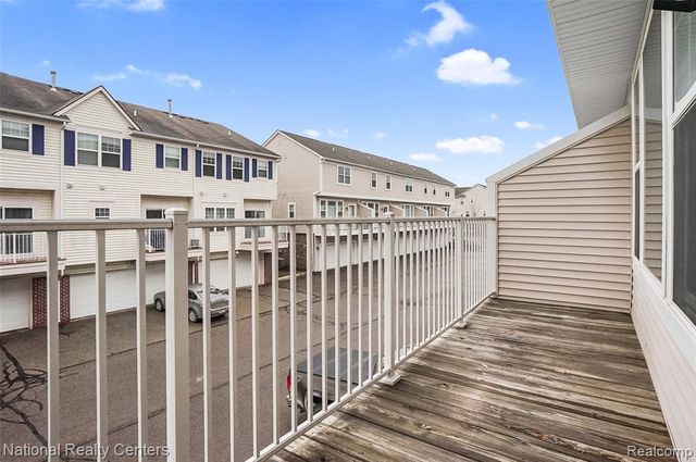 3127 Chambers, Wixom, MI 48393