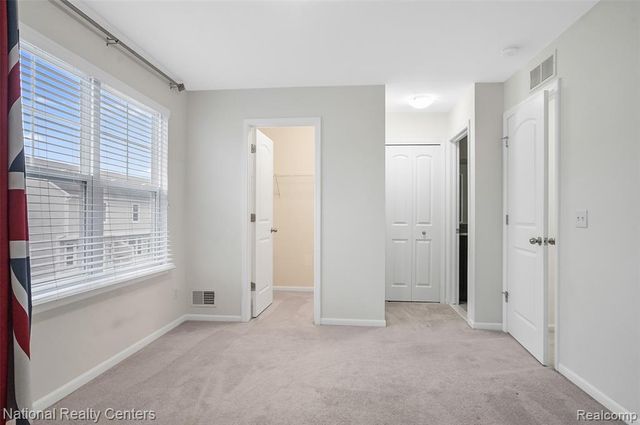 3127 Chambers, Wixom, MI 48393