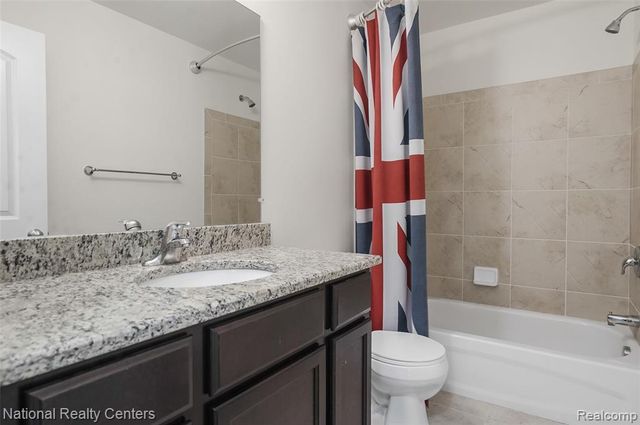 3127 Chambers, Wixom, MI 48393