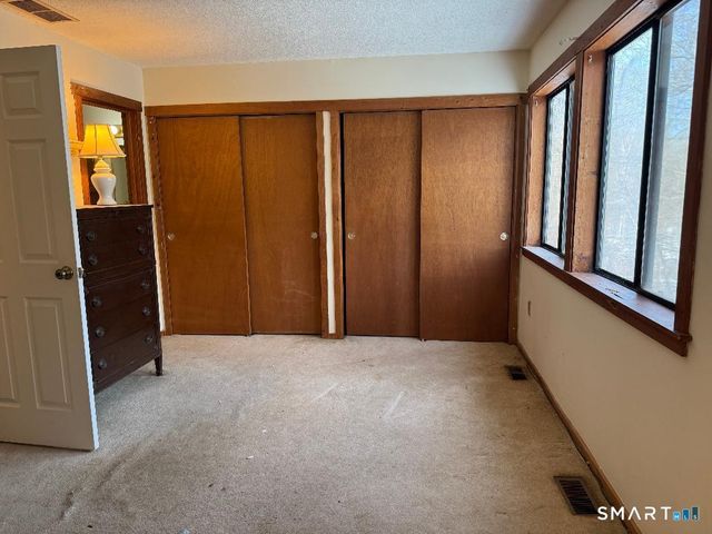 12 Edgehill Court 12, Woodbury, CT 06798