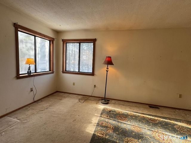 12 Edgehill Court 12, Woodbury, CT 06798