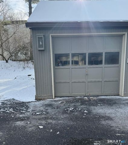 12 Edgehill Court 12, Woodbury, CT 06798