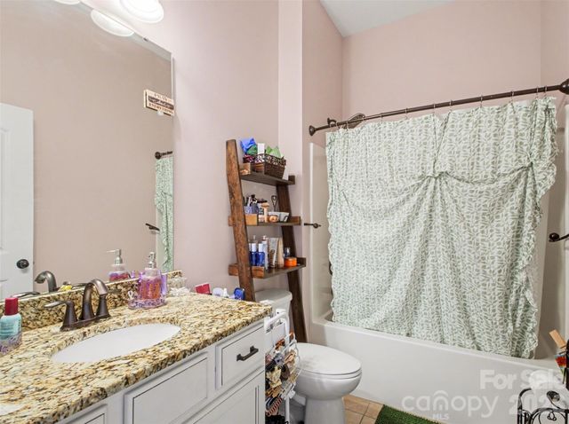 6713 Alderson Drive, Charlotte, NC 28269