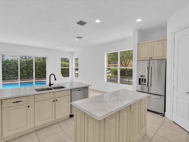 9286 NUGENT Trail, West Palm Beach, FL 33411