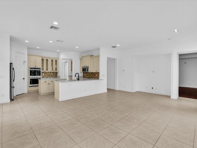 9286 NUGENT Trail, West Palm Beach, FL 33411