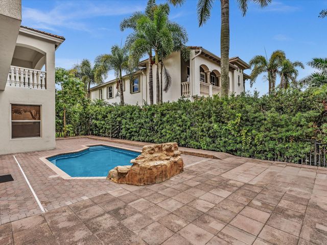 9286 NUGENT Trail, West Palm Beach, FL 33411